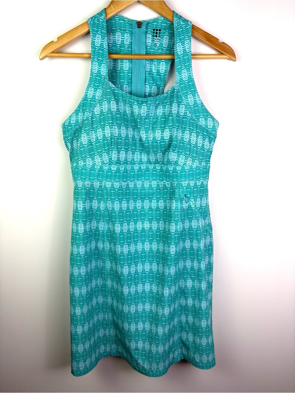 Title Nine Sleeveless racer back Turquoise Patterned Dress size 6